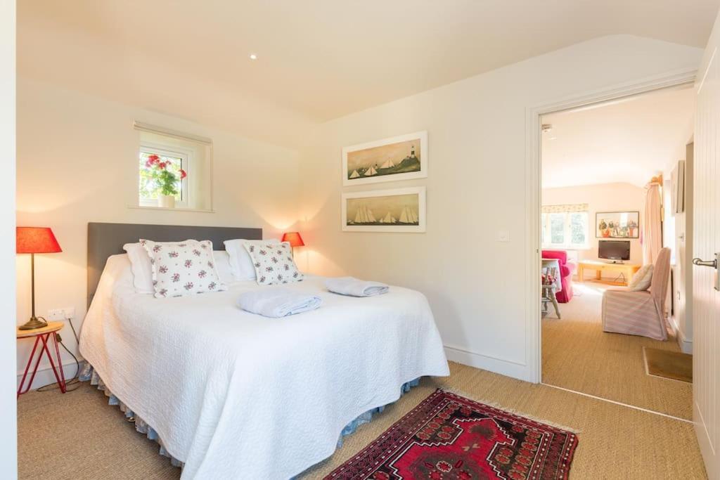 Charming Surrounded By Idyllic Garden In Peaceful Location In Holiday home