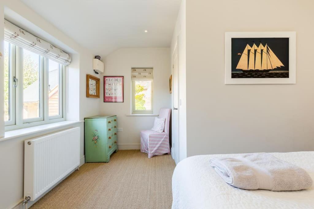 Holiday home Charming Surrounded By Idyllic Garden In Peaceful Location In Charlbury